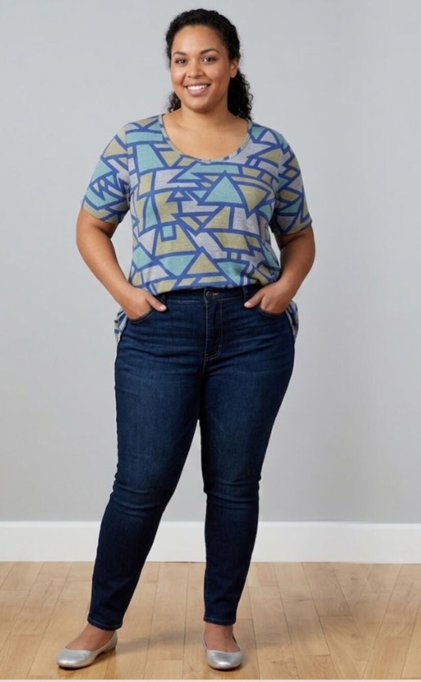 LuLaRoe Perfect T Women’s 3XL Blue Green Geometric Swing Tunic Top NWT